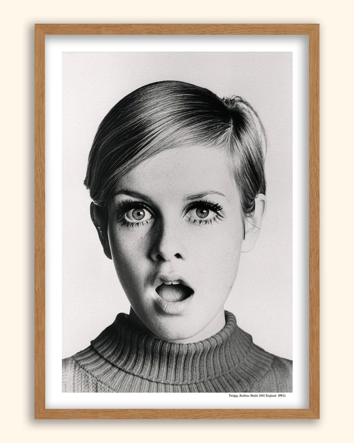 Twiggy, Fashion Model 1966 | England